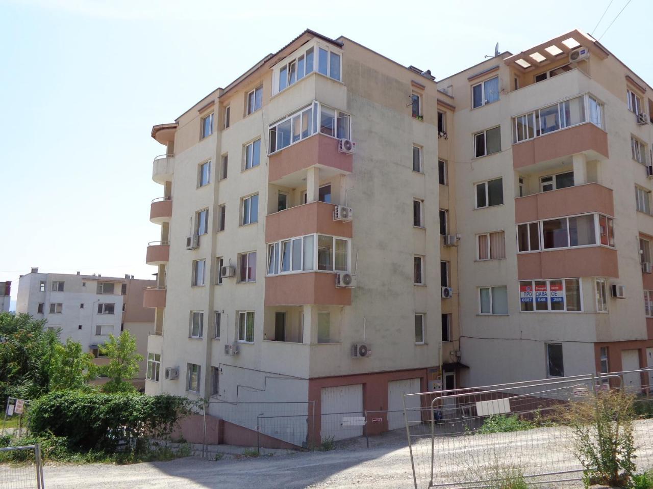 Apartment Moni 2 Veliko Tarnovo Ngoại thất bức ảnh