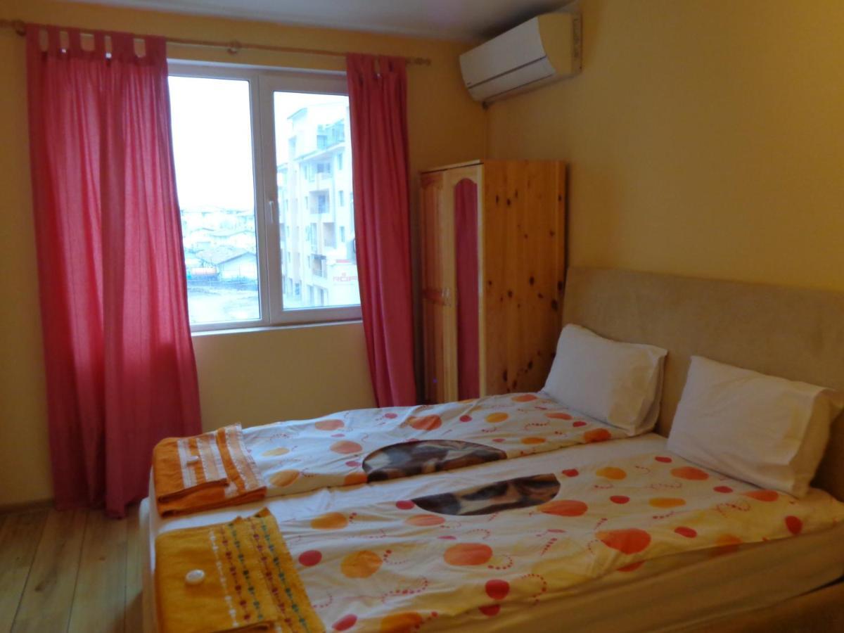 Apartment Moni 2 Veliko Tarnovo Ngoại thất bức ảnh